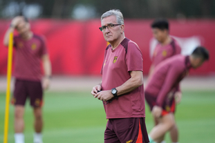 邮报评近5年曼联引援：姆伯莫居首、C罗第4，桑乔垫底