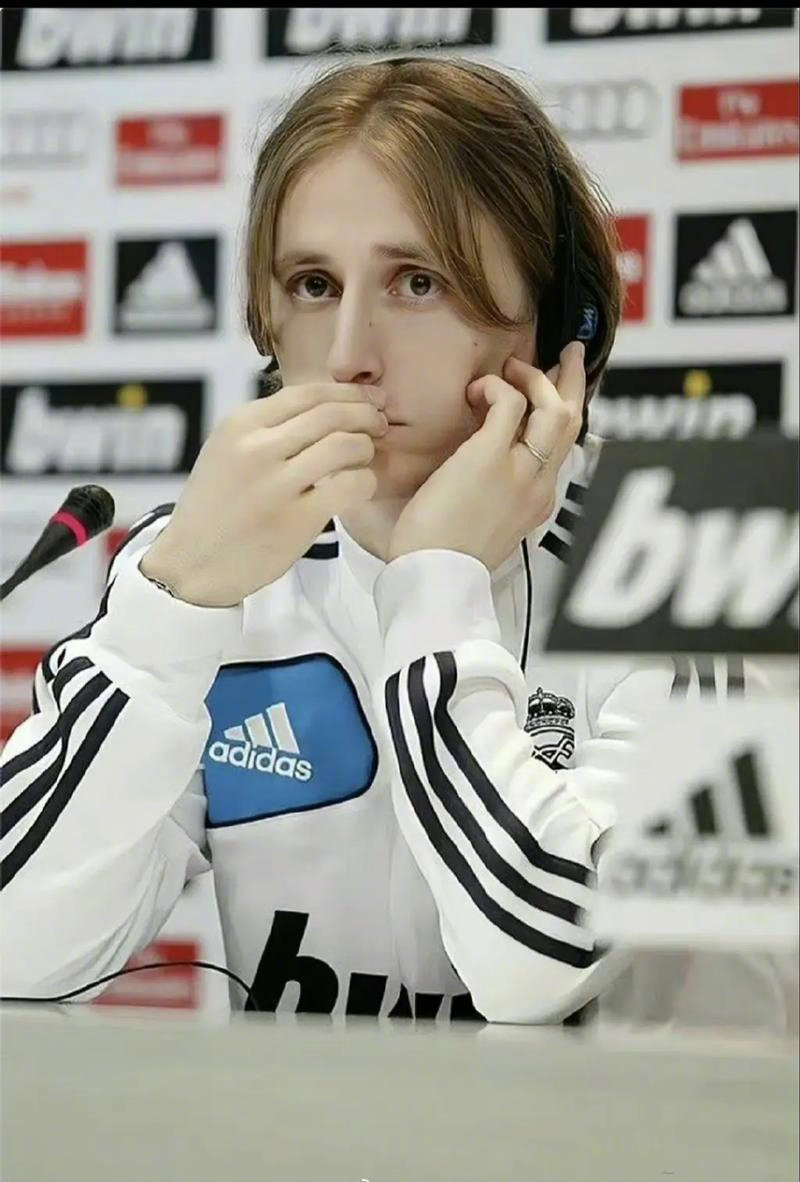 等姆总的可以先睡了？姆巴佩未参加赛前热身训练